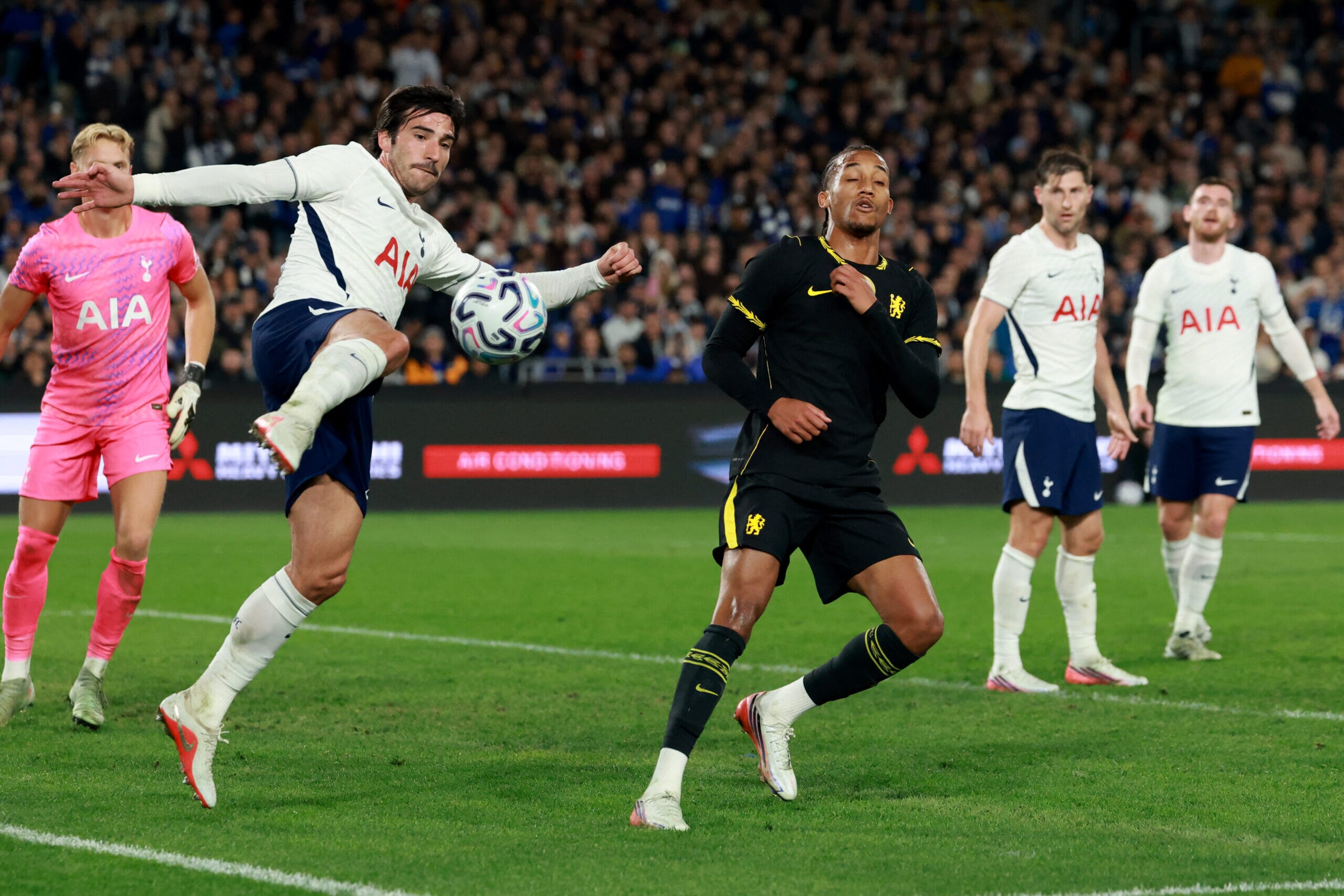 GettyImages 2287855212 TottenhamHotspur 1 scaled.jpg?w=630&h=371&scale