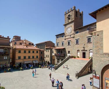 Medieval tuscany break for 4 with wine tasting 13 Medieval Tuscany 1.jpg?w=375&h=304&scale