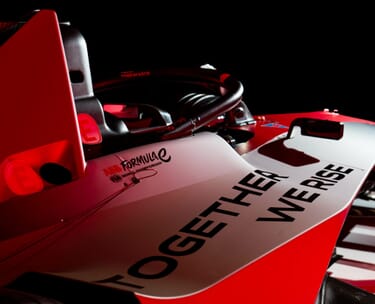 Formula e: london e-prix hospitality 10 LJP Mahindra S10 Livery Launch 4 scaled.jpg?w=375&h=304&scale