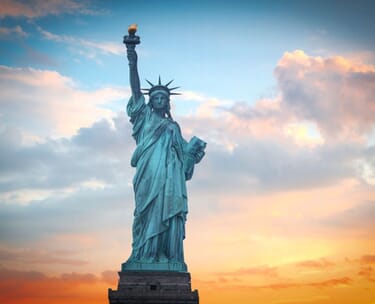 3 nights at new york's top ranked hotel & pro sports tickets for 2 guests 12 New York 1.jpg?w=375&h=304&scale