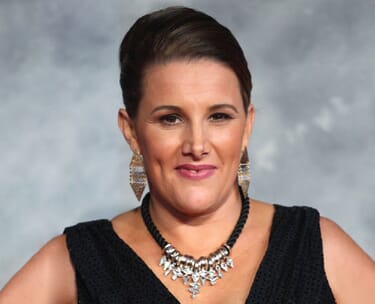 Online event: music: record a company song with a music star! 6 Record a song with a music star - Online Event: Music: Record a company song with a music star!