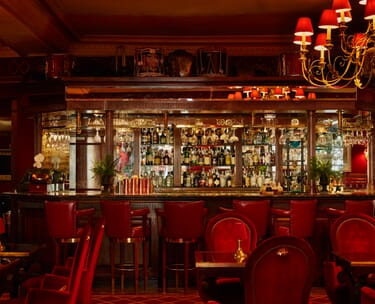 Vip london theatre break 15 The Rubens The New York Bar.jpg?w=375&h=304&scale