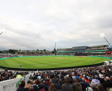 Edgbaston cricket hospitality packages: the hundred 9 Bears v Rapids 2024
