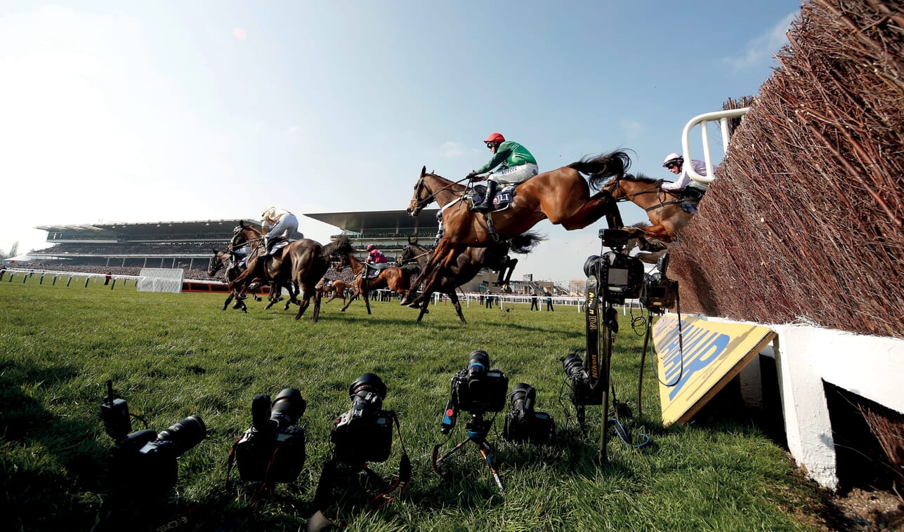 London gold cup lunch 2027 12 CheltenhamRacingImage.jpg?w=1287&h=758&scale