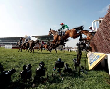 London gold cup lunch 2027 7 CheltenhamRacingImage.jpg?w=375&h=304&scale