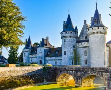 2 nights in the loire valley with chateau and wine tour 11 Canva stock Image Loire Valley 2 .jpg?w=375&h=304&scale