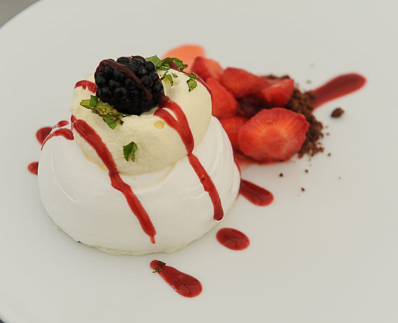 Henley royal regatta hospitality 5 Henley Royal Regatta Hospitality VIP Corporate Hospitality Food dining Staff Incentive Gift Travel Package Henley Royal Regatta Week Festival rowing Helicoptor
