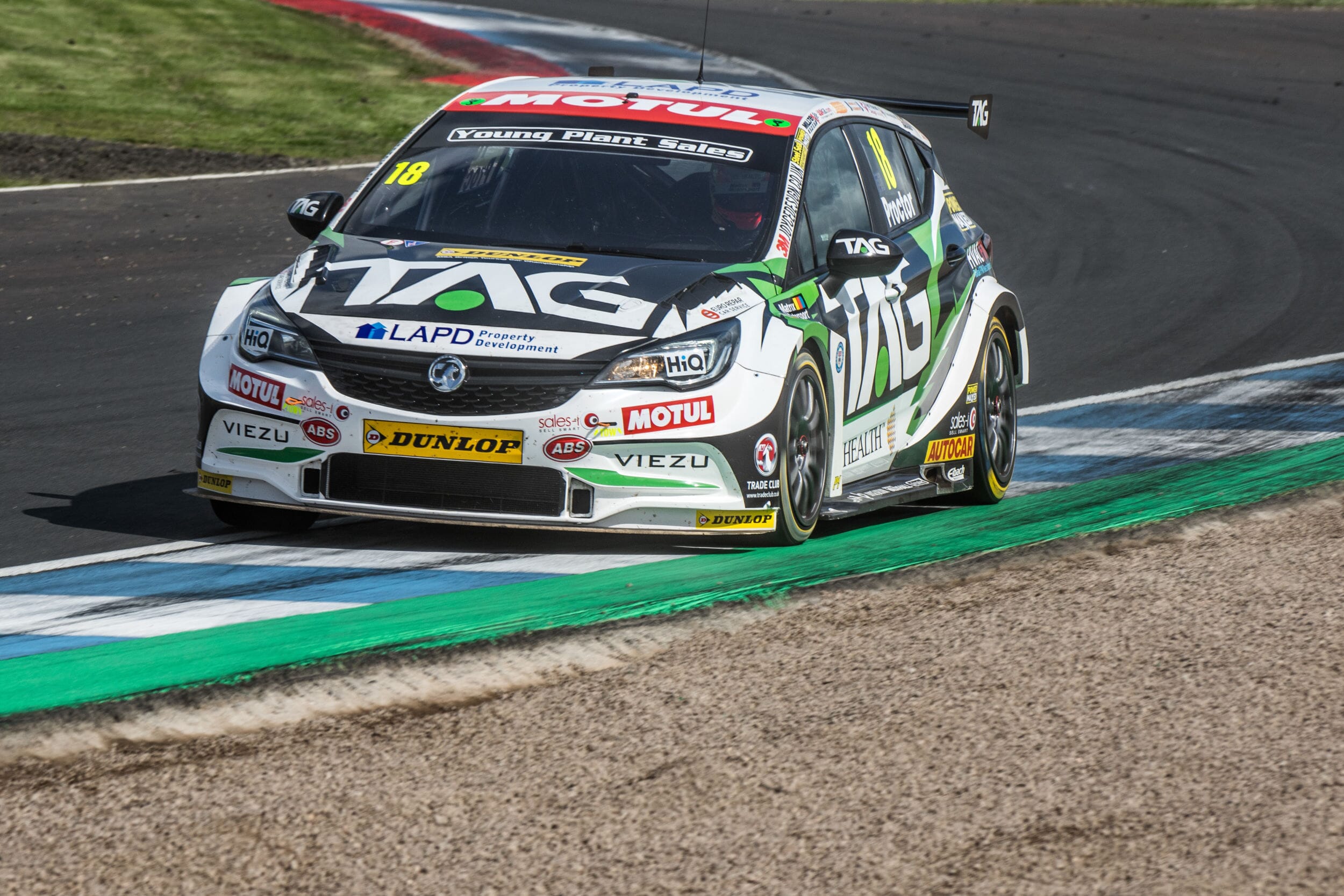 VIP British Touring Cars corporate sports hospitality race racing